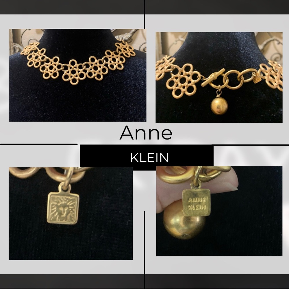 ♥️ Vintage Signed Anne Klein gold toned necklace with toggle closure.